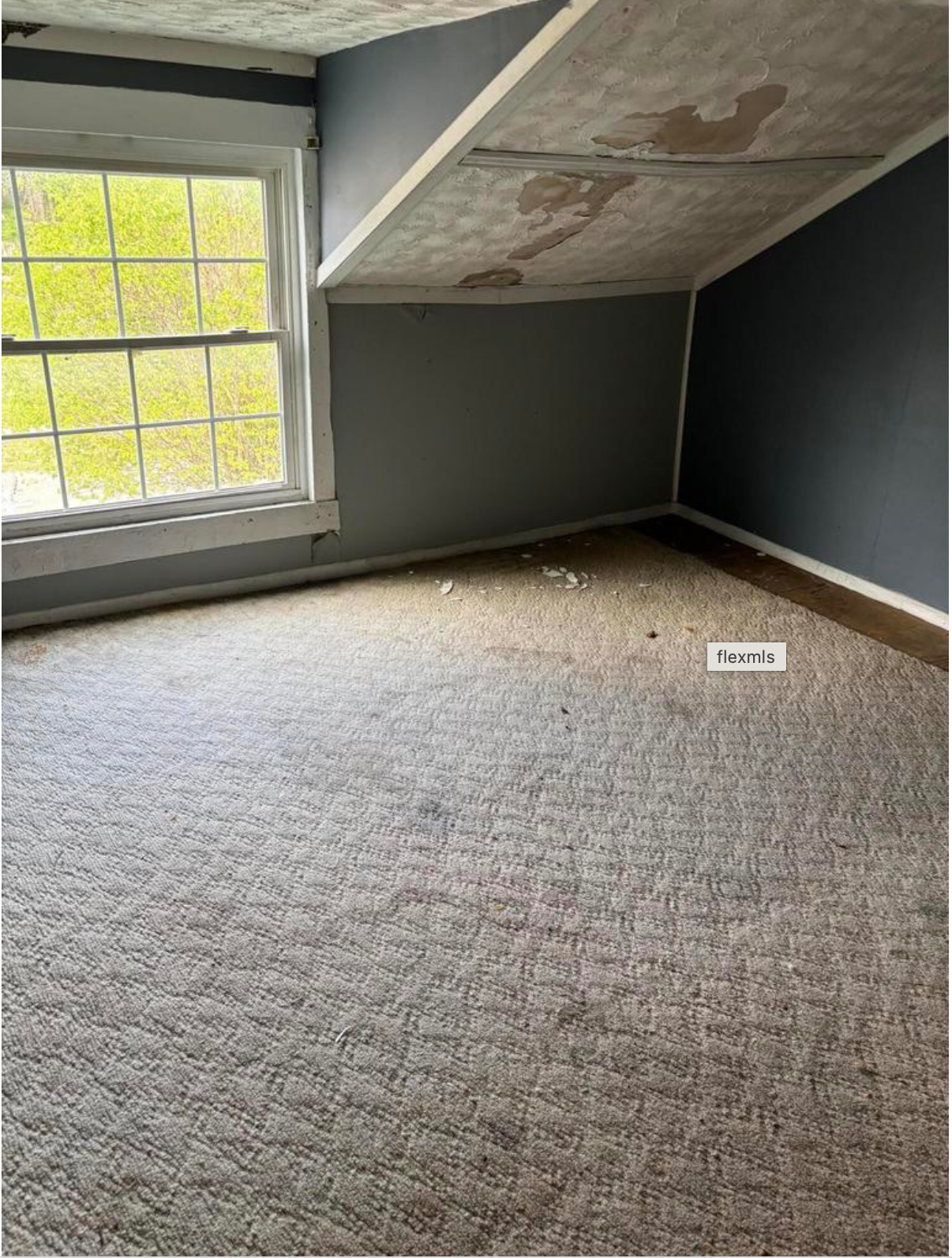 695 W. Main Street property photo 6